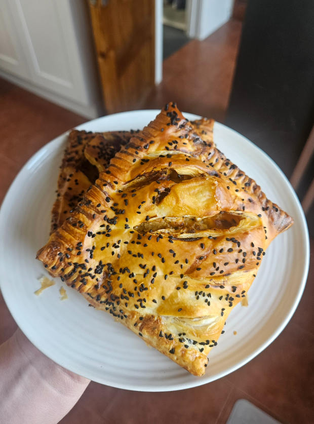 Air Fryer Chicken Curry Strudel by Georgia, Gloucestershire pinchofnom.com