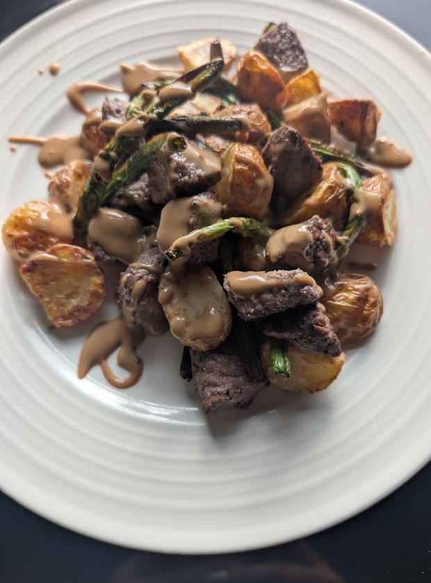 Air Fryer Steak Bites and Potatoes by Cwtch13, Wales pinchofnom.com
