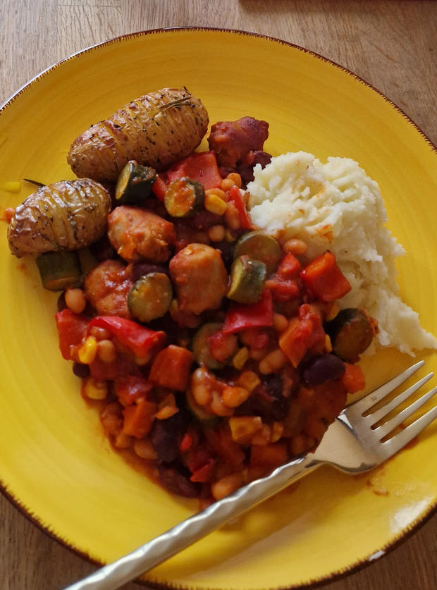 BBQ Bean and Sausage Bake by Jayne Snow, North Hykeham, Lincoln pinchofnom.com