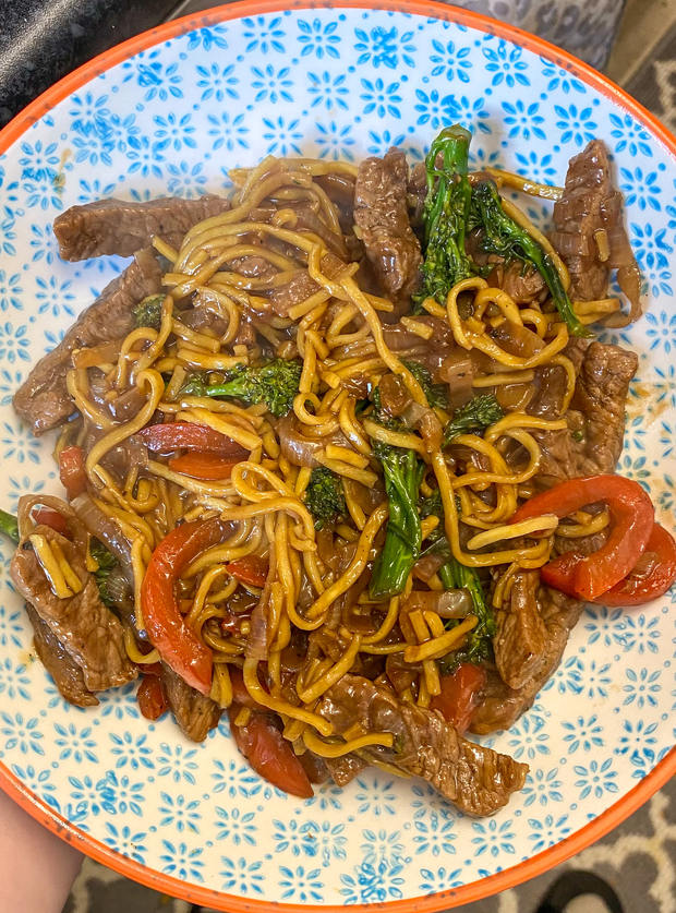 Beef and Broccoli Noodle Bowls by Lily Bennett, Stoke on Trent pinchofnom.com