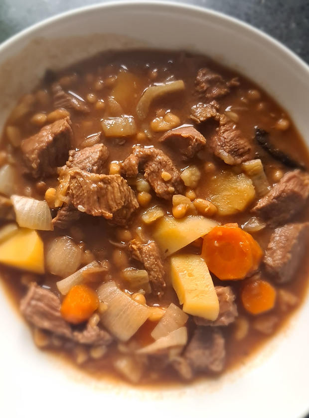 Beef and Baked Bean Stew - Pinch Of Nom