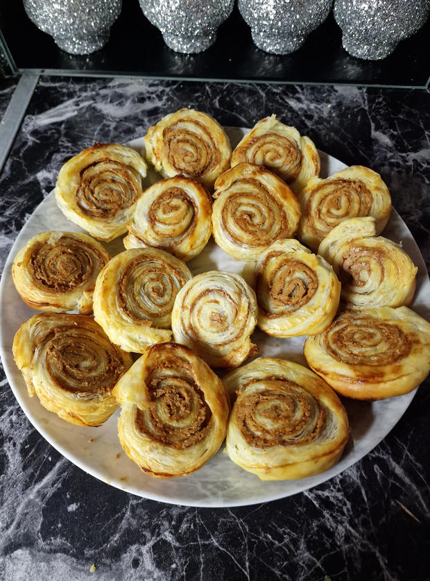 Biscoff Swirls by Kat, Cornwall pinchofnom.com