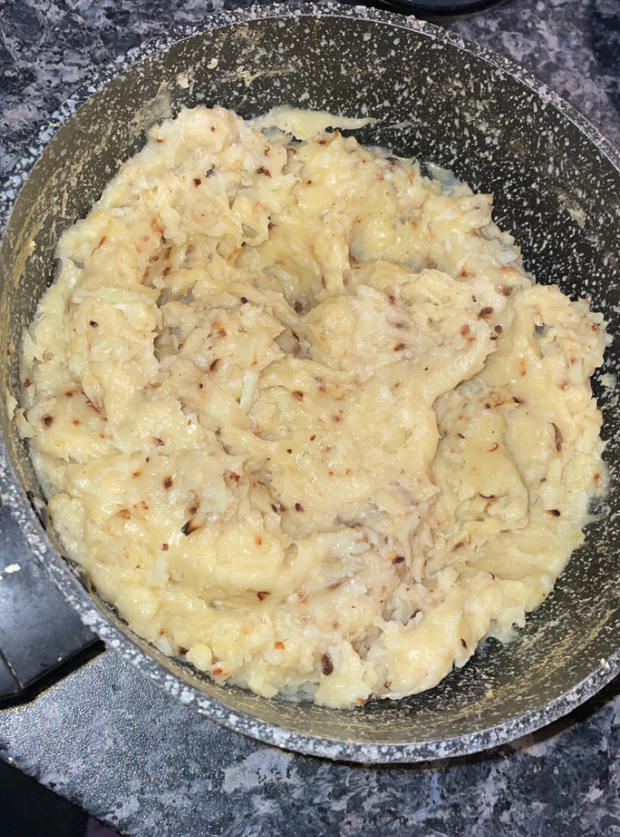 Cauliflower Cheese and Potato Mash by Poppy, Perth, Australia pinchofnom.com
