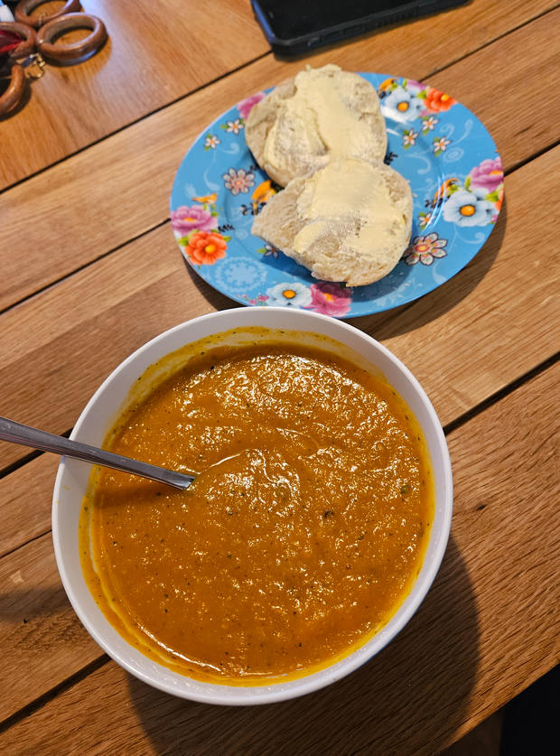 Carrot and Ginger Soup by Georgia, Gloucestershire pinchofnom.com