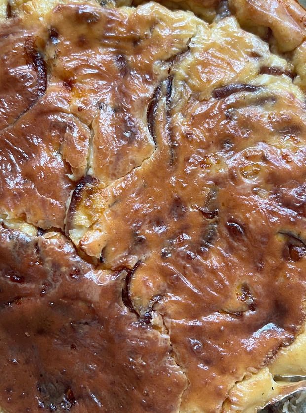Caramelised Onion Quiche by Porkchop, Worcester pinchofnom.com