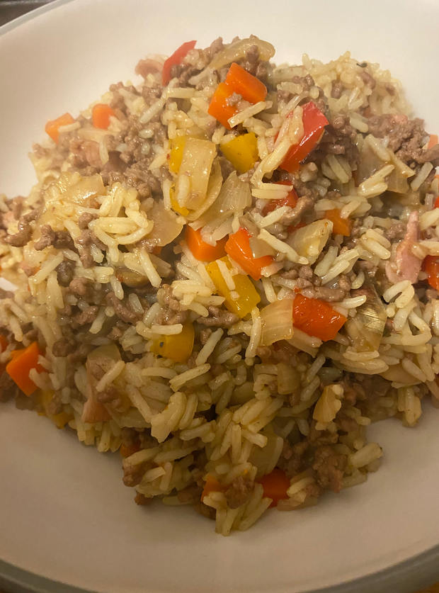 CajunStyle Dirty Rice Recipe. Image by Loulou Pinch of Nom