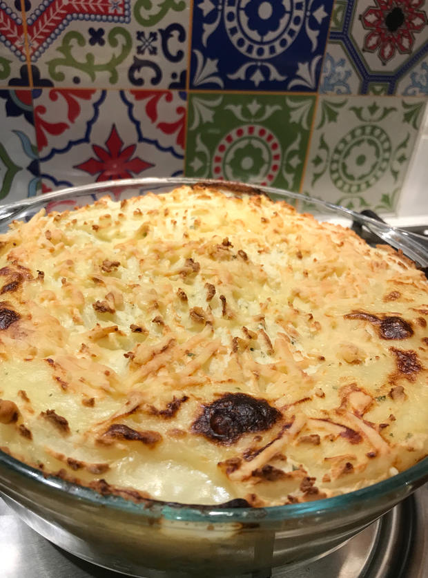 Chicken Bacon and Leek Cottage Pie by Jane Todd, Rotherham pinchofnom.com