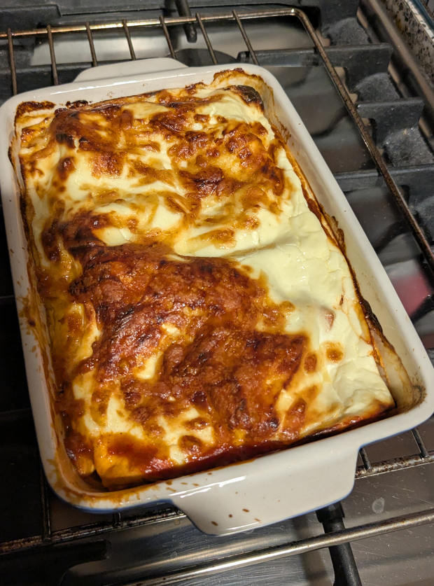 Chicken and Bacon Lasagne by Catherine, Lincolnshire pinchofnom.com