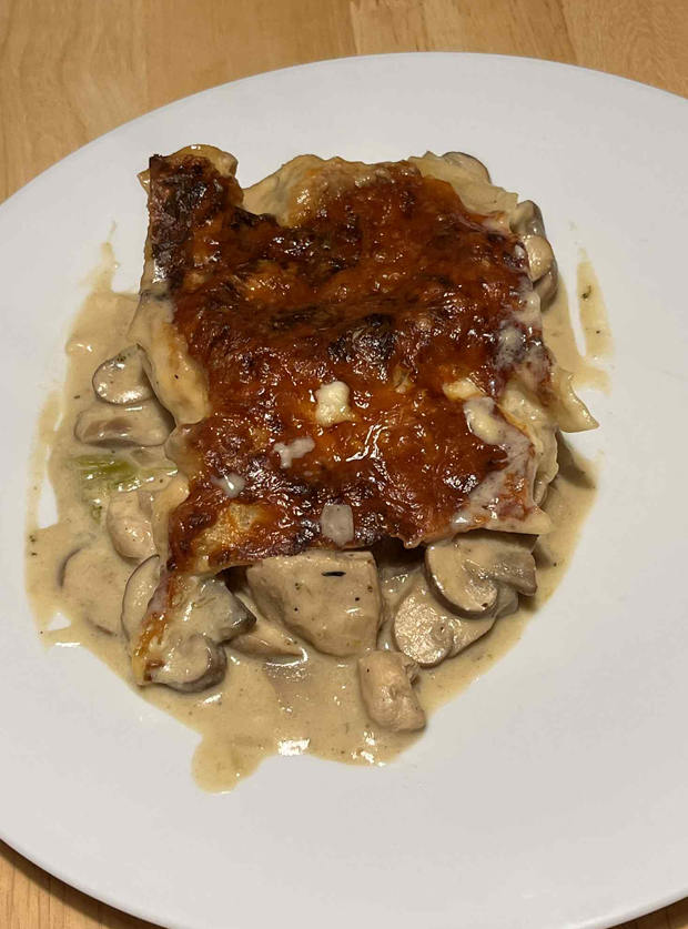 Chicken, Mushroom and Leek Lasagne by RachH, North Yorkshire pinchofnom.com