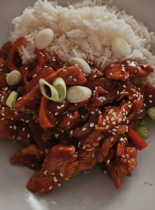 Chicken with Peking-Style Sauce by Kay, Widnes pinchofnom.com