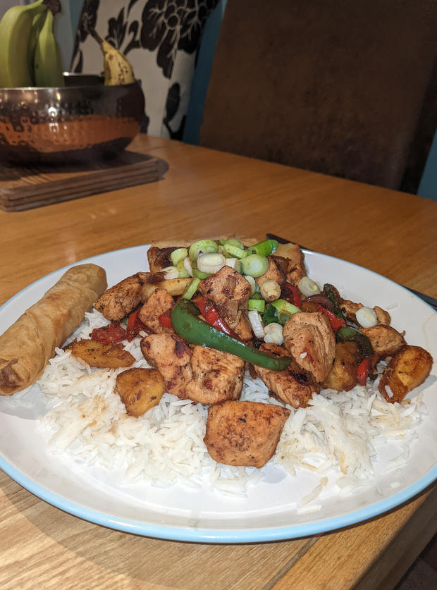 Chicken and Pineapple Stir-Fry by danielleab, Grimsby pinchofnom.com