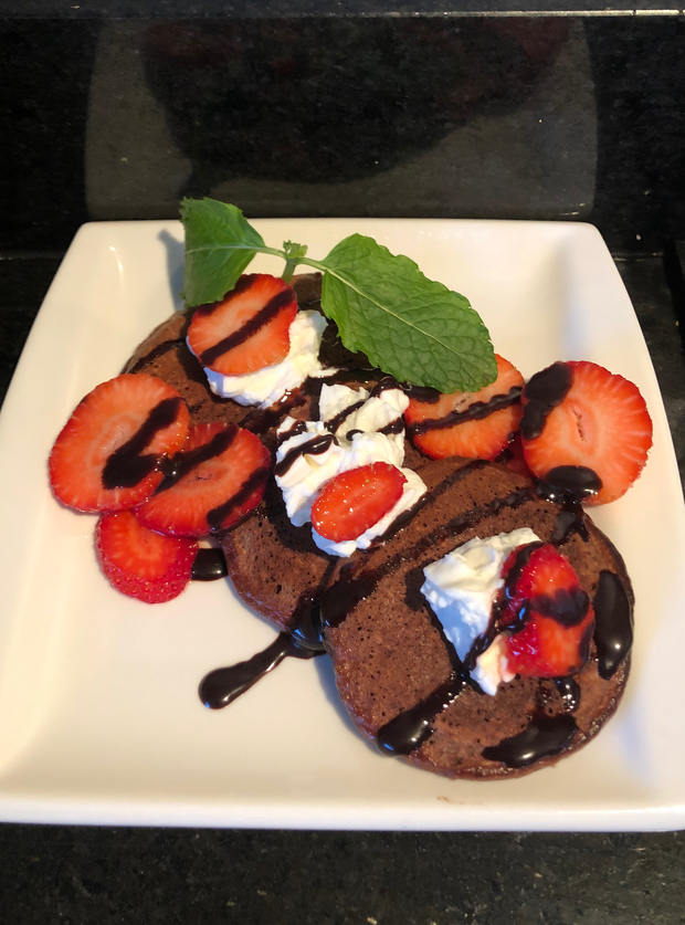 Chocolate Pancakes by Gem Gem, Kent pinchofnom.com