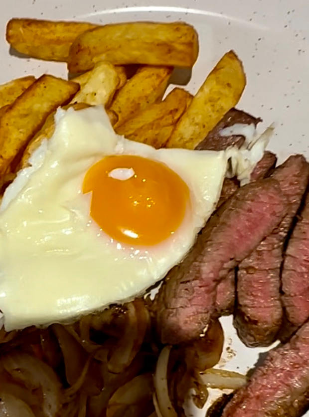 Chilean-Style Steak and Fries by Tricia, Glasgow pinchofnom.com