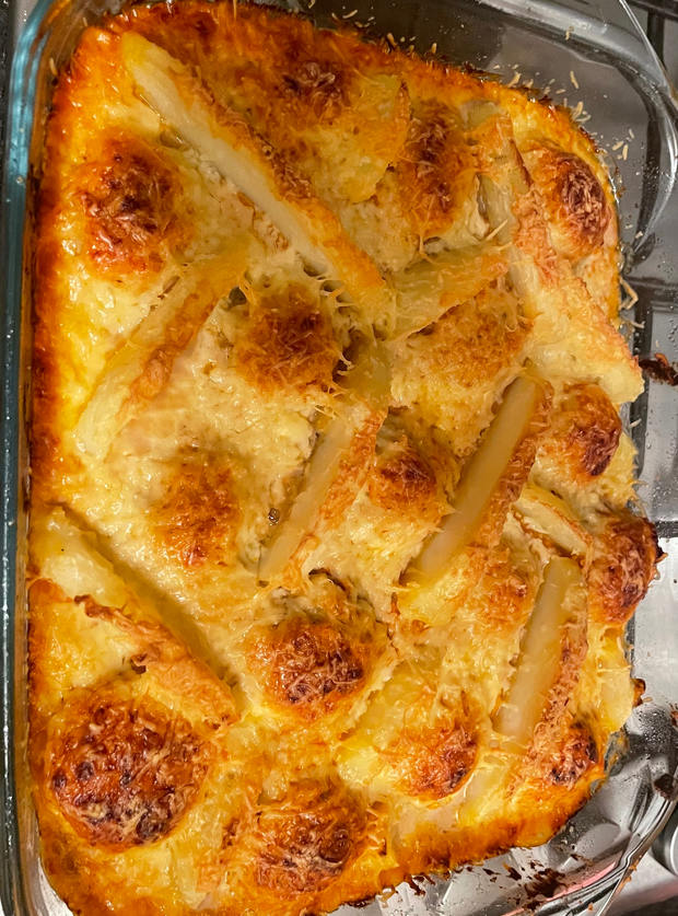 Cheesy Meatball Parmentier by Jade M, North east England pinchofnom.com