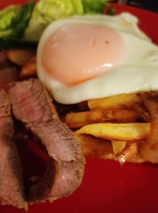 Chilean-Style Steak and Fries by Sarah Mills, Norfolk pinchofnom.com