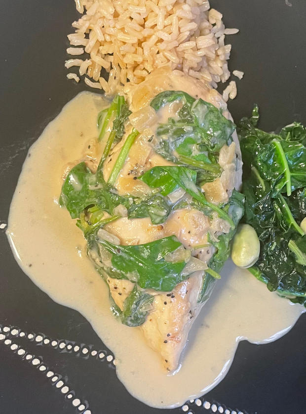 Creamy Spinach and Parmesan Chicken by Jo, Aldbourne pinchofnom.com