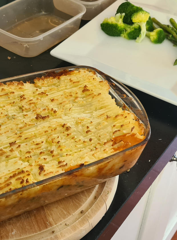 Creamy Beef and Potato Pie by Georgia, Gloucestershire pinchofnom.com