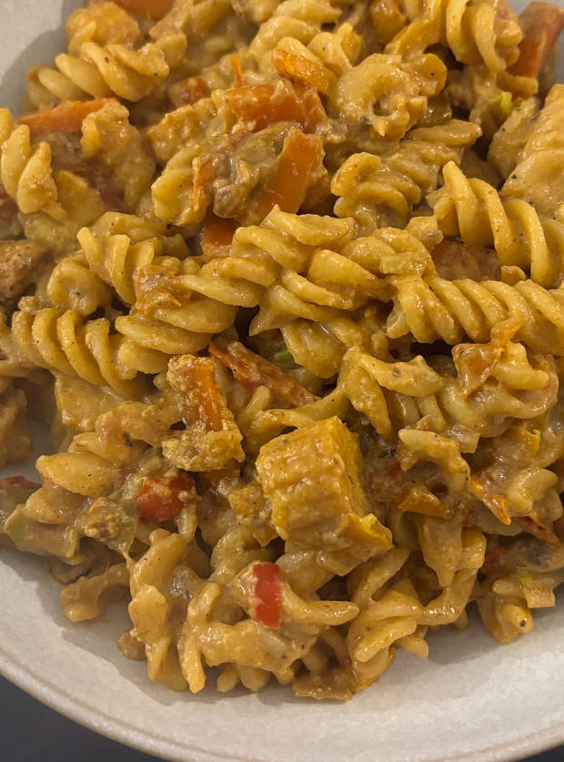 Creamy Cajun Chicken Pasta by Niamh, Leeds pinchofnom.com