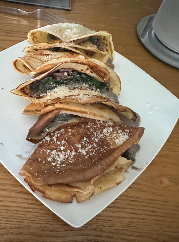 Creamy Bacon and Mushroom Pancakes by Mags Ferguson, Renfrewshire pinchofnom.com