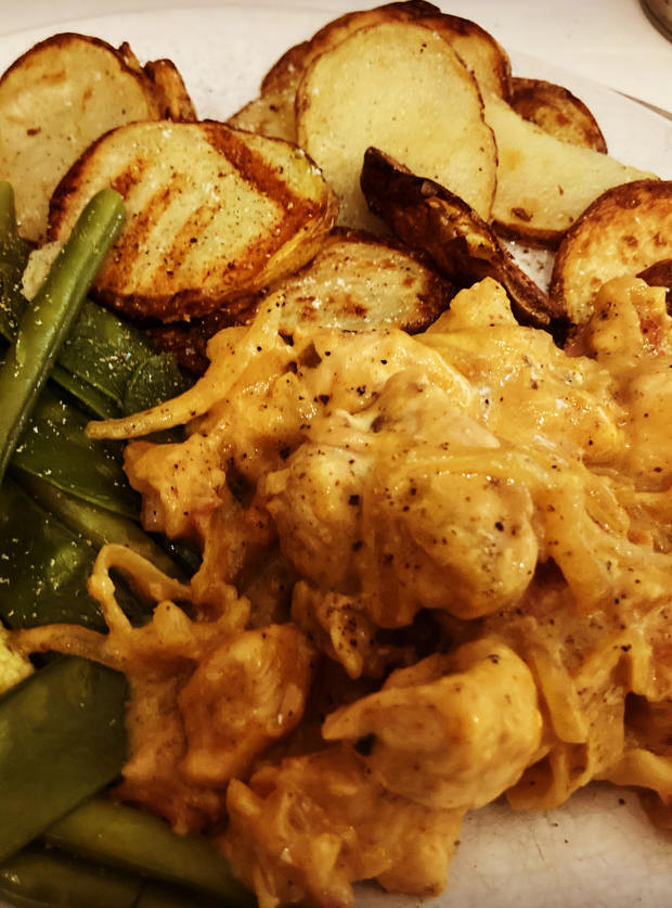 Creamy Maple and Bacon Chicken by Emilyudall01, Newark pinchofnom.com