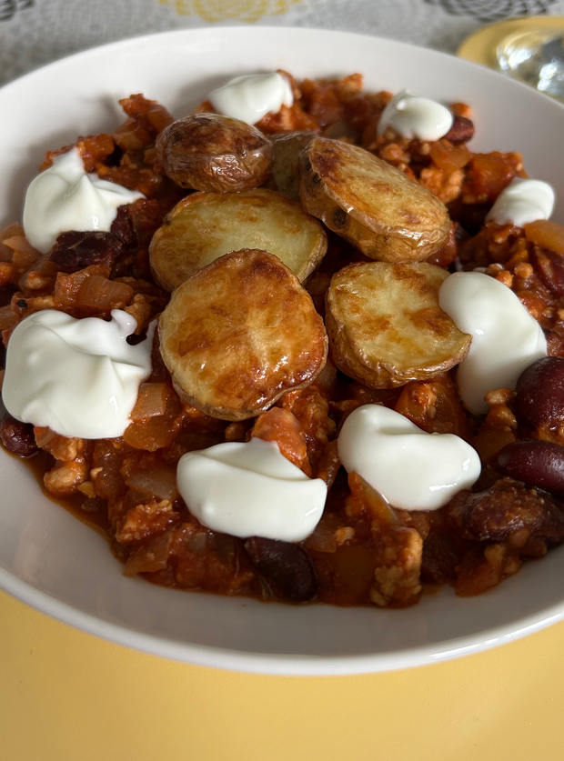 Harissa Chilli with Crispy Potatoes by Clare, Saundersfoot pinchofnom.com