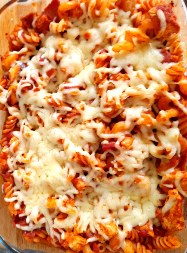 Hunters Chicken Pasta Bake Recipe. Image by Katie - Pinch of Nom