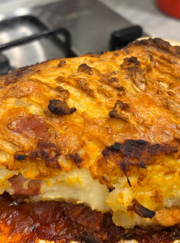 Hunter's Chicken Pie by Niamh, Leeds pinchofnom.com