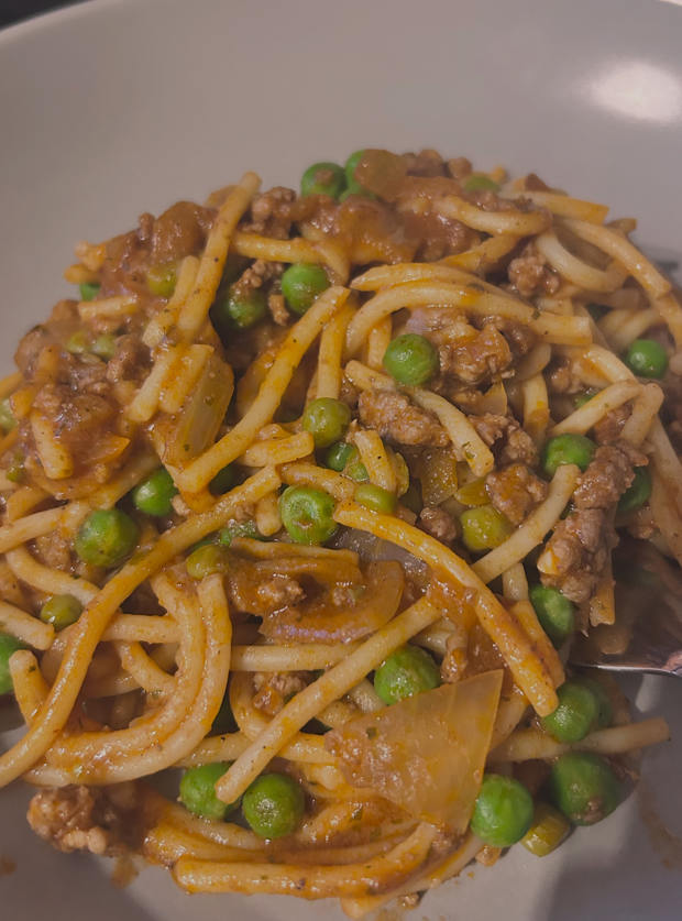 Keema Spaghetti by Karolina Rogers, Peterborough pinchofnom.com