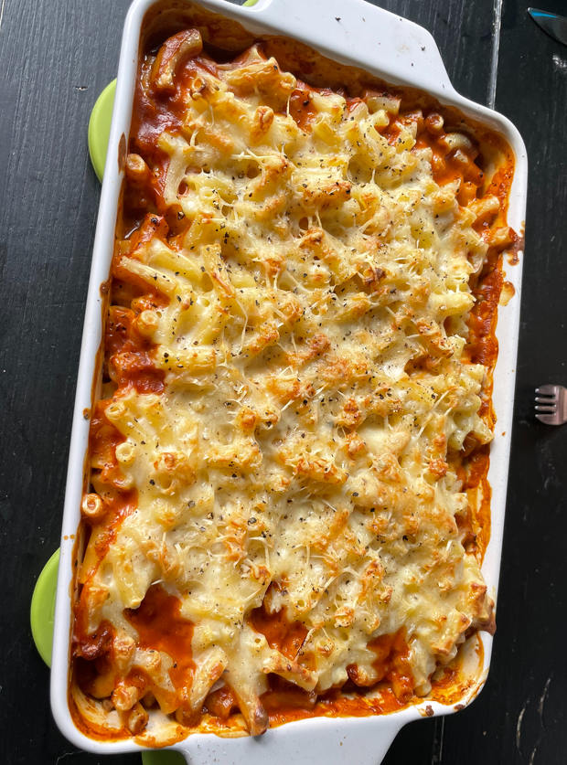 Mac and Cheese Lasagne - Pinch Of Nom