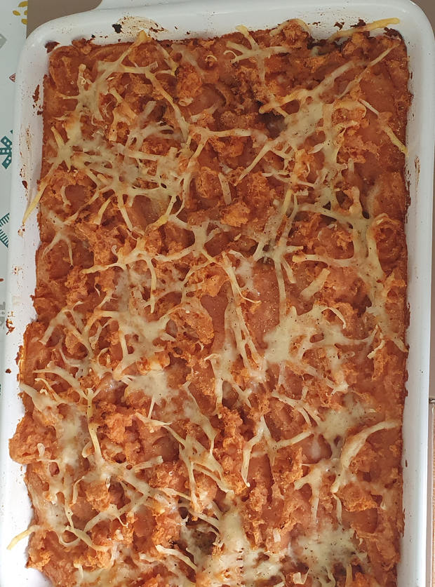 Meatball Mash Bake by Charlotte, Coventry pinchofnom.com
