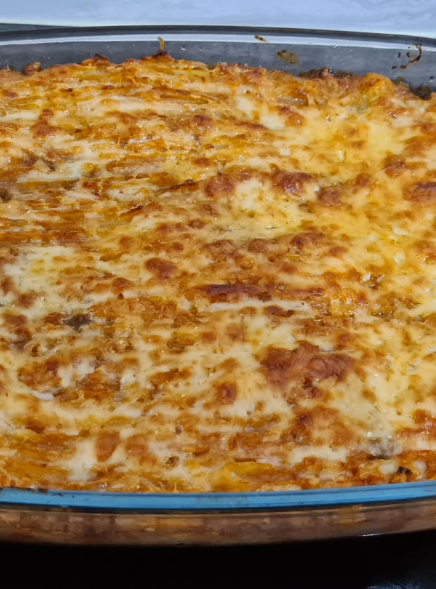 Meatball Mash Bake by Gina G, Manchester pinchofnom.com