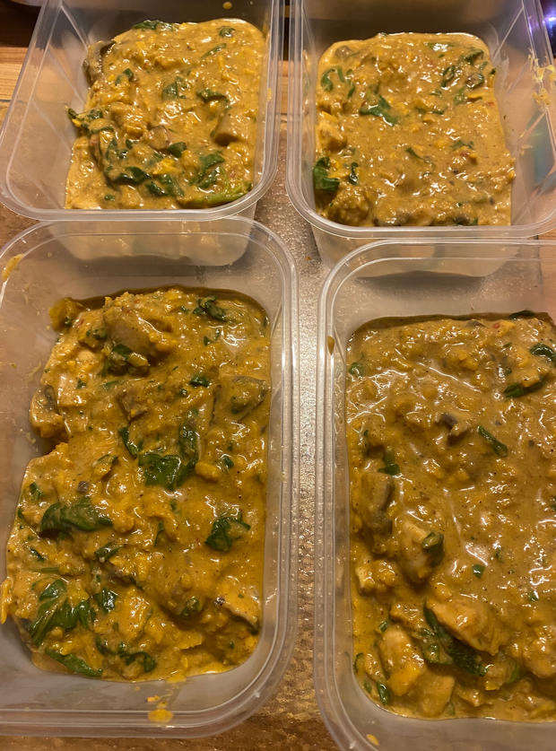 Mushroom and Spinach Curry by Wendy, Birmingham pinchofnom.com