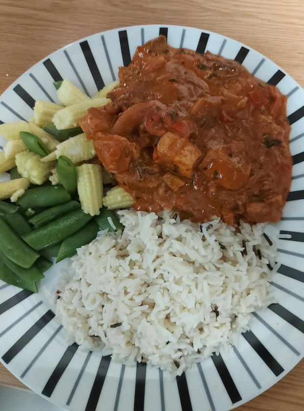 Paprika Chicken - Pinch Of Nom