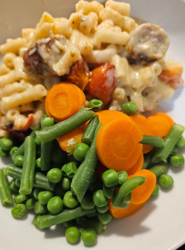 Sausage and Tomato Mac 'n' Cheese by Ellie H, Kent pinchofnom.com