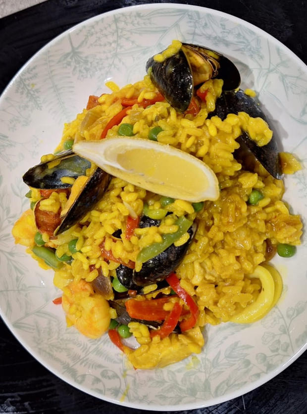 Seafood Paella by Rawlie, Gillingham pinchofnom.com