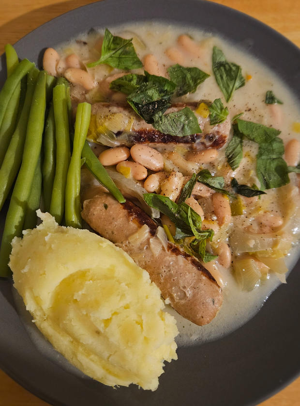 Slow Cooker Creamy Sausage and Bean Casserole by Anna, Buckinghamshire pinchofnom.com