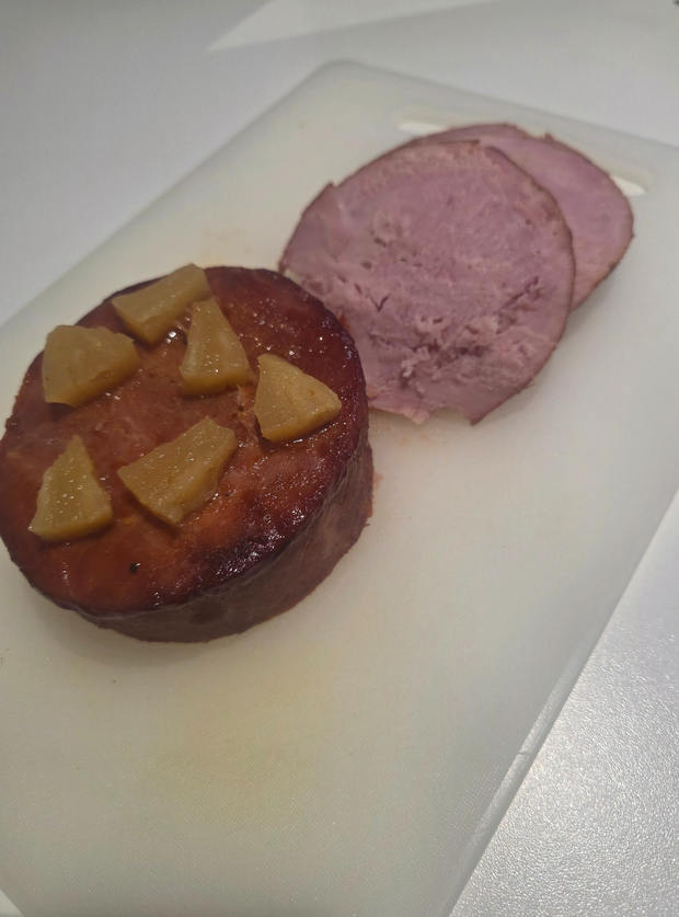 Slow Cooker Pineapple Glazed Ham by Nikkie, West Yorkshire pinchofnom.com