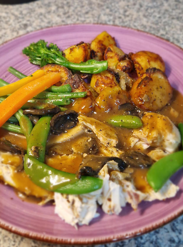 Slow Cooker Whole Garlic Chicken by Jayne Snow, North Hykeham, Lincoln pinchofnom.com