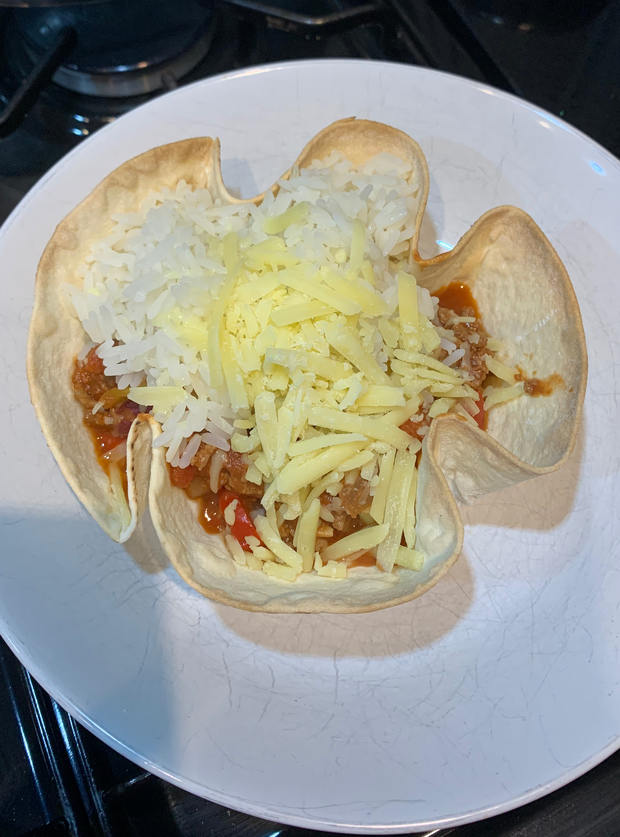 Slow Cooker Chilli Bowls by Chez, Sheffield pinchofnom.com