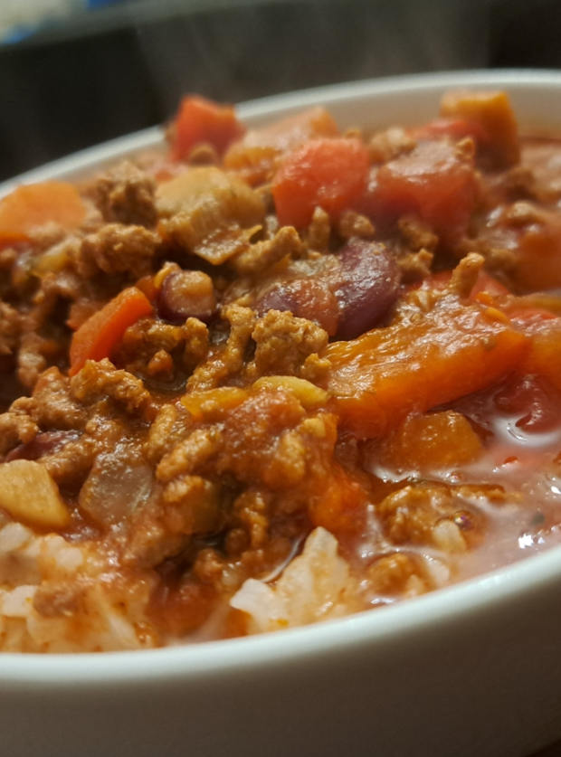 Slow Cooker Chilli Con Carne by CeriB, South Wales pinchofnom.com