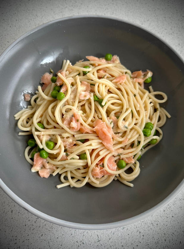 Recipe Gallerysmoked Salmon Spaghetti Carbonara Recipe Pinch Of Nom 9437