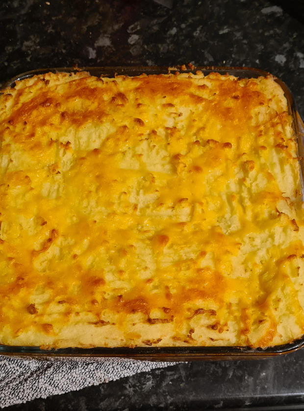 Smoky BBQ Chicken Pie by Samantha sharpe, Manchester pinchofnom.com