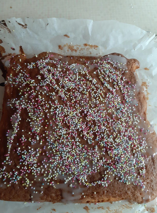 Sprinkle Sponge by carol, CAMBRIDGE pinchofnom.com