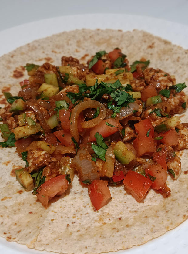 Zesty and Tangy Chaat-Style Chicken by Lmsingy, Lancashire pinchofnom.com
